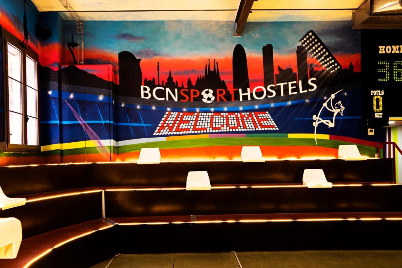 Bcnsporthostels Barcelona Exterior photo